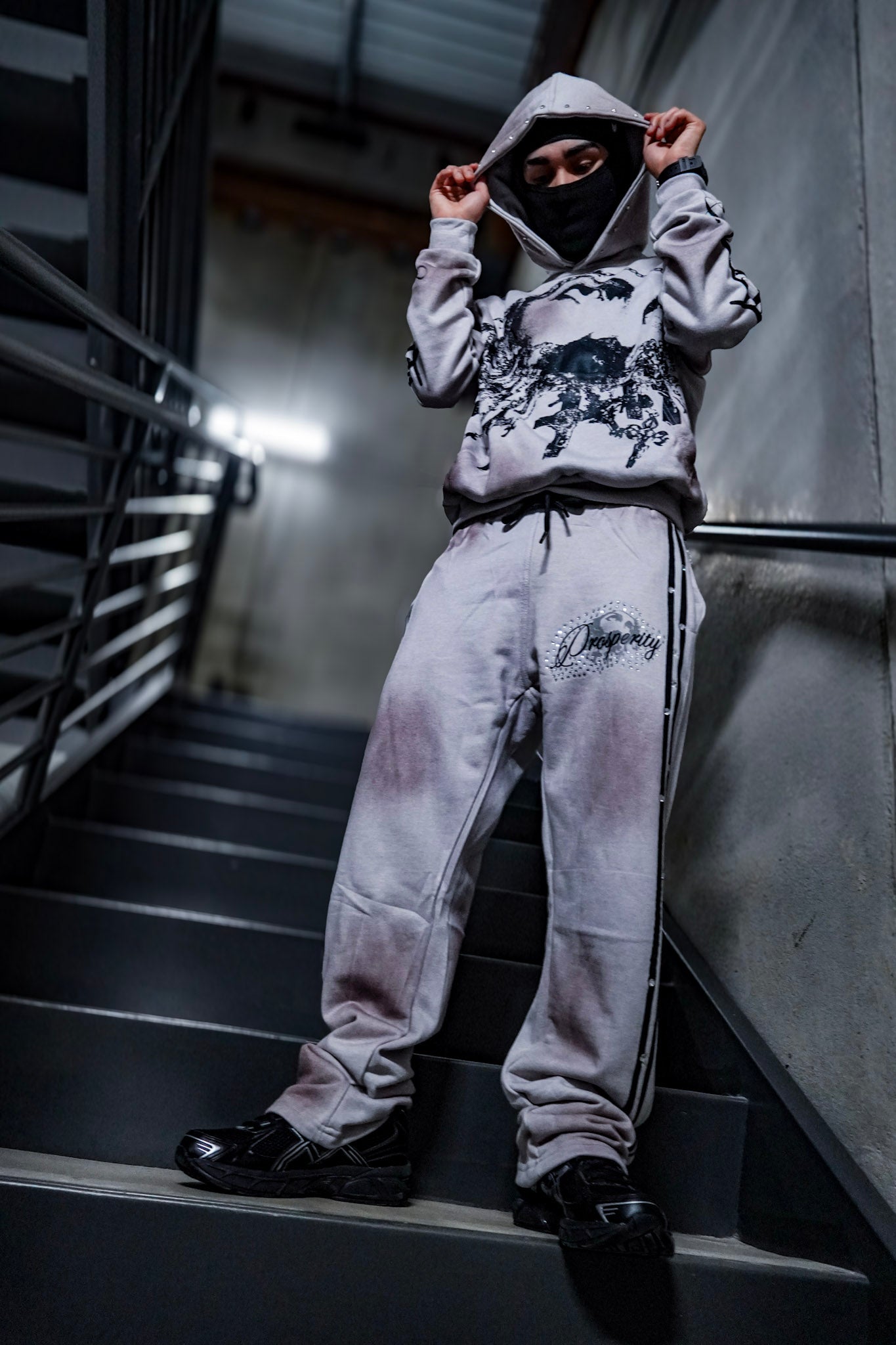 Prosperity Sweatpants - Washed Grey